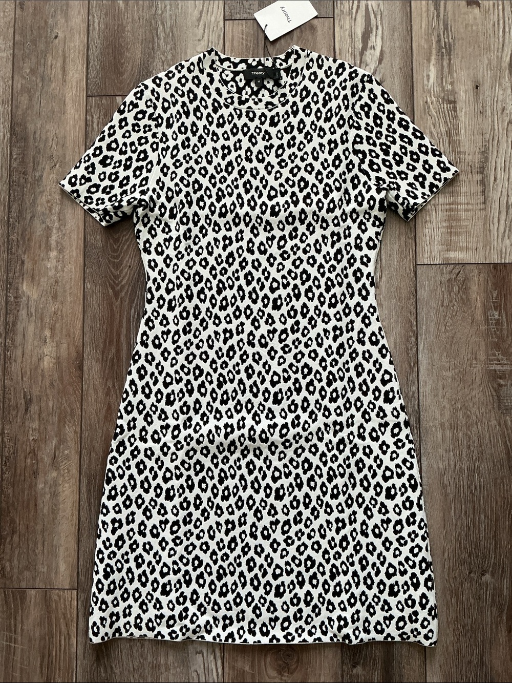 NWT Theory Leopard Tee Dress Glossed Leopard ivory Black Medium